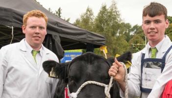 Two Tipperary brothers studying in Poland raise funds for college GAA club abroad