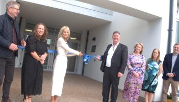 Joyful display of Irish culture by students at official opening of&nbsp; Tipperary gaelscoil