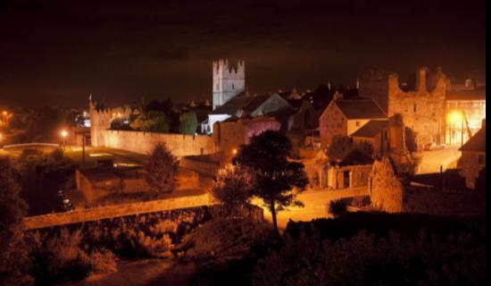 Subsidence of cobblestone effect road marking on Fethard street is a hazard to motorists