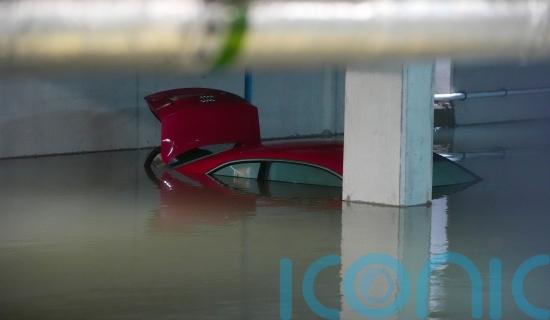 Weather warnings forecast rain and ice as Dublin hit by flooding