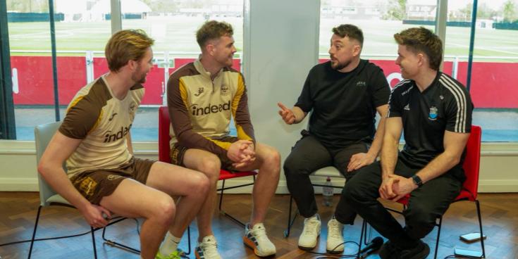 WATCH: Hilarious moment between Irish internationals and The 2 Johnnies on their podcast