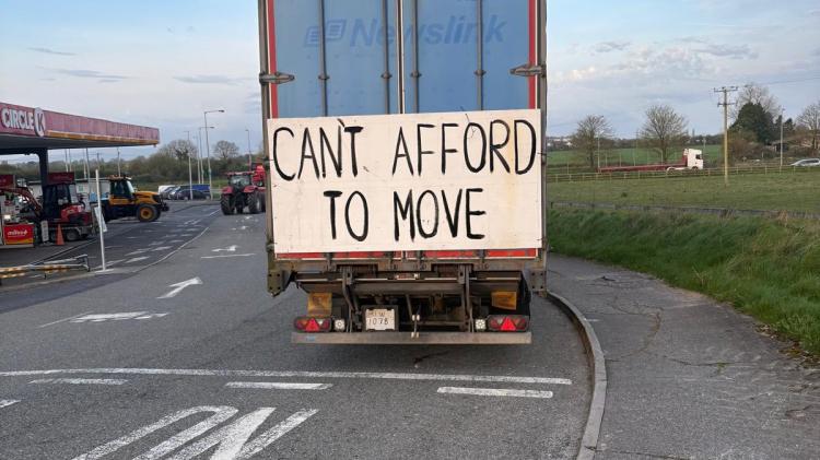 Chaos in Tipperary as 'miles of tailbacks' on the old Thurles road