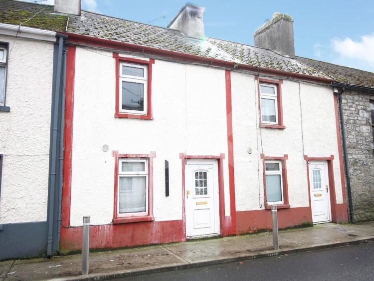 WATCH: House in Tipperary in need of some TLC is one of ...