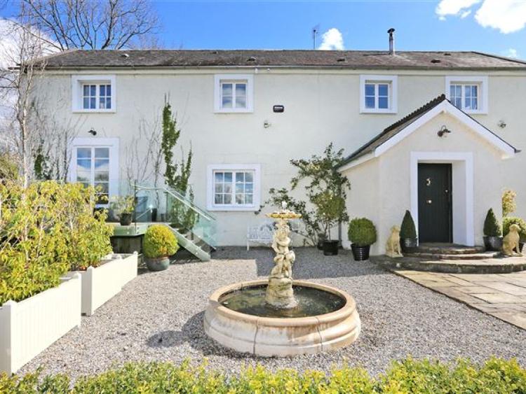 Stunning! Beautifully restored fourbed house in Tipperary on sale for