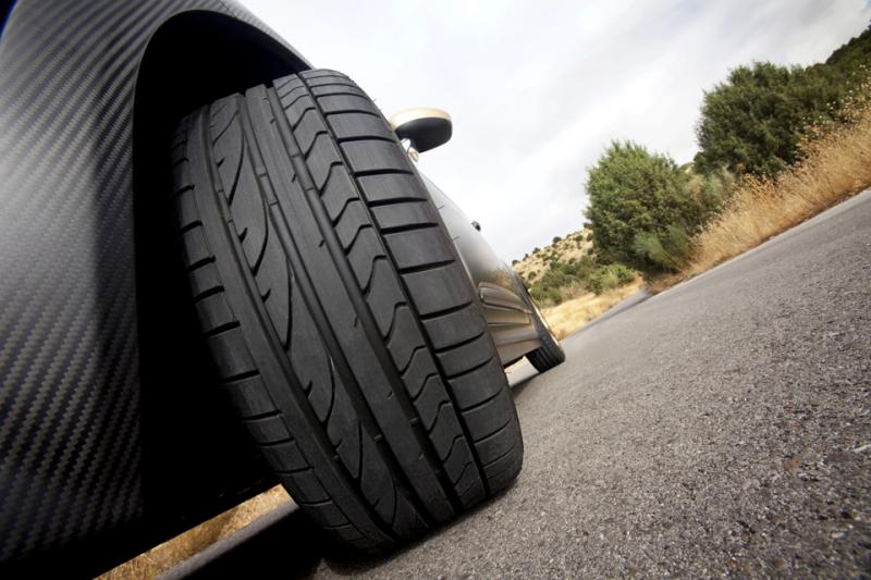 How to check your car tyres