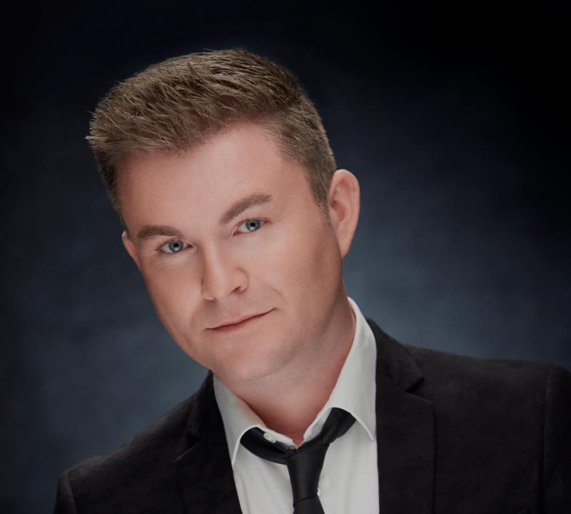  Country star Michael English
