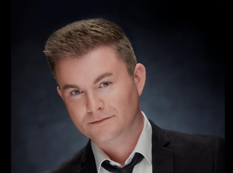   Country star Michael English set for The Landmark
