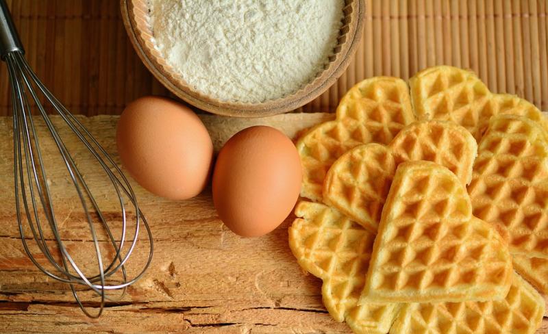 Carrick-on-Suir and Tipperary Town students to go whisk-to-whisk in Odlums All Ireland Bake-Off