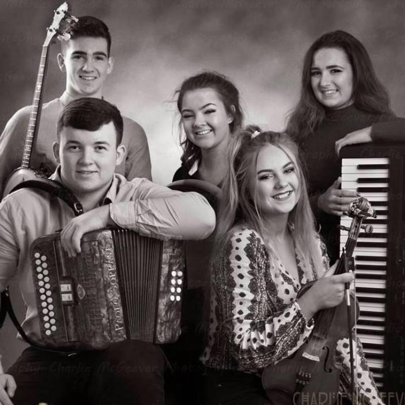 Tipperary musicians 'Rigs and Jeels' perform at St. Patrick's Festival in the UK