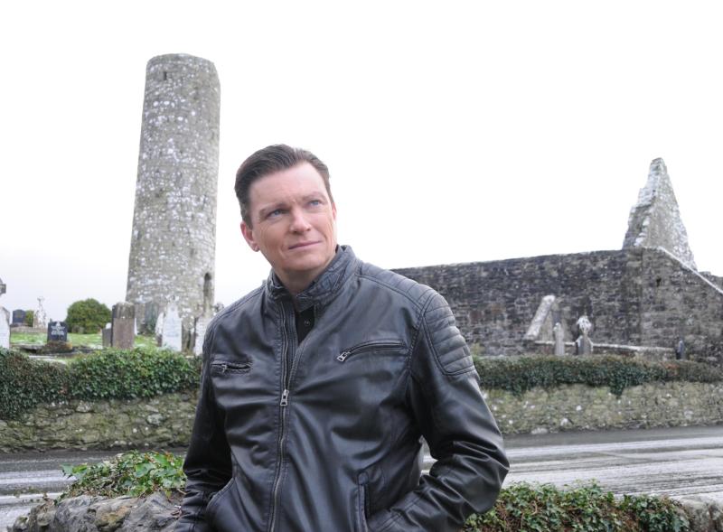 Ballinahinch Camino Walkers present a Fundraising Evening of Music with country singer James Kilbane for The Irish Hospice Association