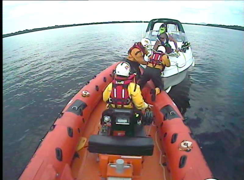 Tipperary heatwave breaking: Lough Derg RNLI assists three children and two adults on cruiser