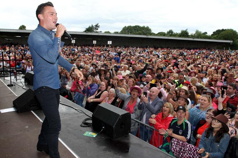 Tipperary favourites Daniel O'Donnell and Nathan Carter set to perform for Pope Francis at Croke Park