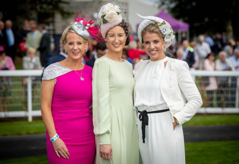Tipperary's Hannah Crosse wins Most Stylish Lady prize at Curragh Racecourse worth over €10,000