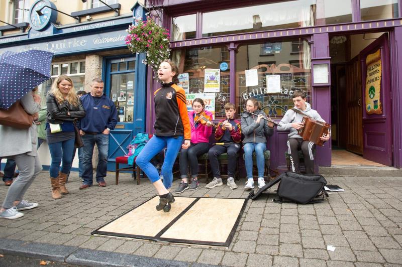All roads lead to Cahir for Trad Fest Weekend