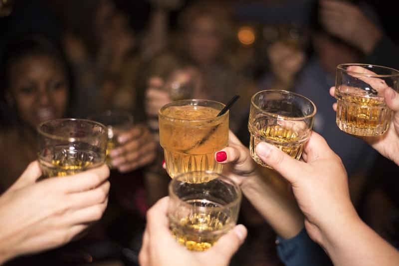 ‘Drink cheaper than sweets’: Bottles of whiskey for €10 in Tipperary ‘absolutely disgraceful’ 