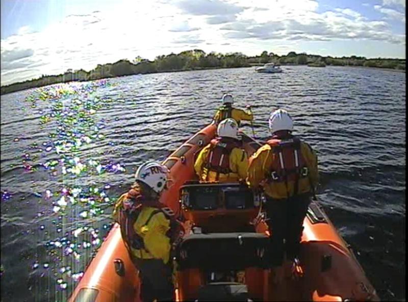 Lough Derg RNLI called into action after motor boat runs aground