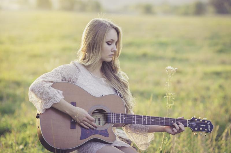 Songwriting competition to celebrate Nenagh 