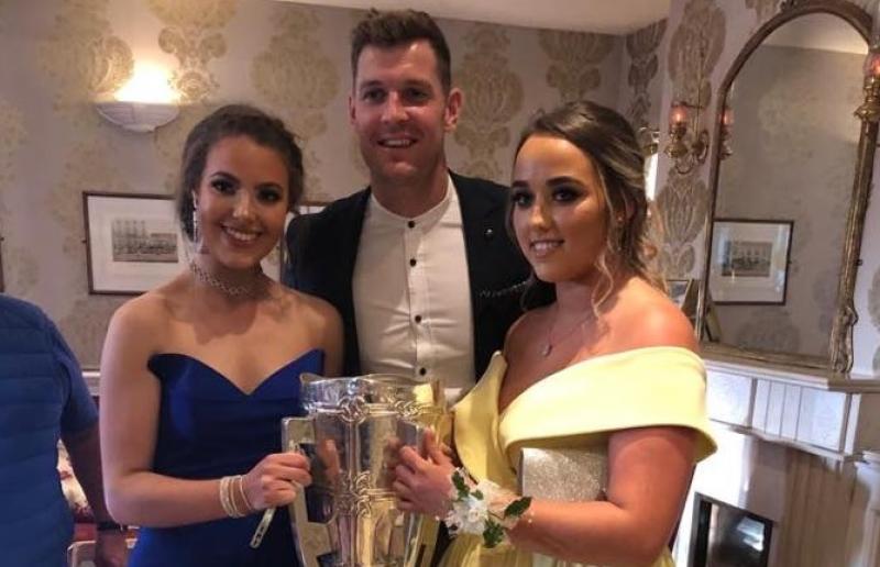 Tipperary team stops off at debs ball en route to All-Ireland homecoming in Thurles