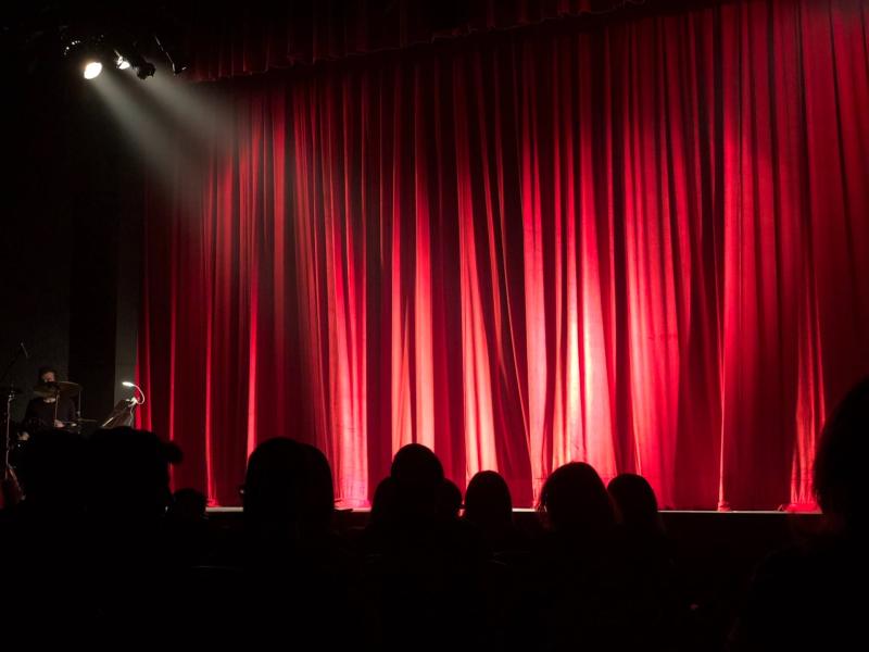Carrick-on-Suir theatre to host variety show in aid of town's rugby club 