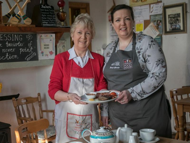 Tipperary Breakfast Champions are ready to serve Féile Trip to Tipp visitors…as Kevin Thornton returns for a Premier breakfast!