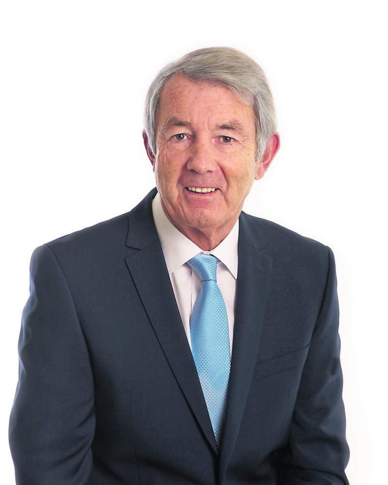 Lowry criticises Garda Commissioner for 'deficient' response to drug crimes, Ennis HQ decision 