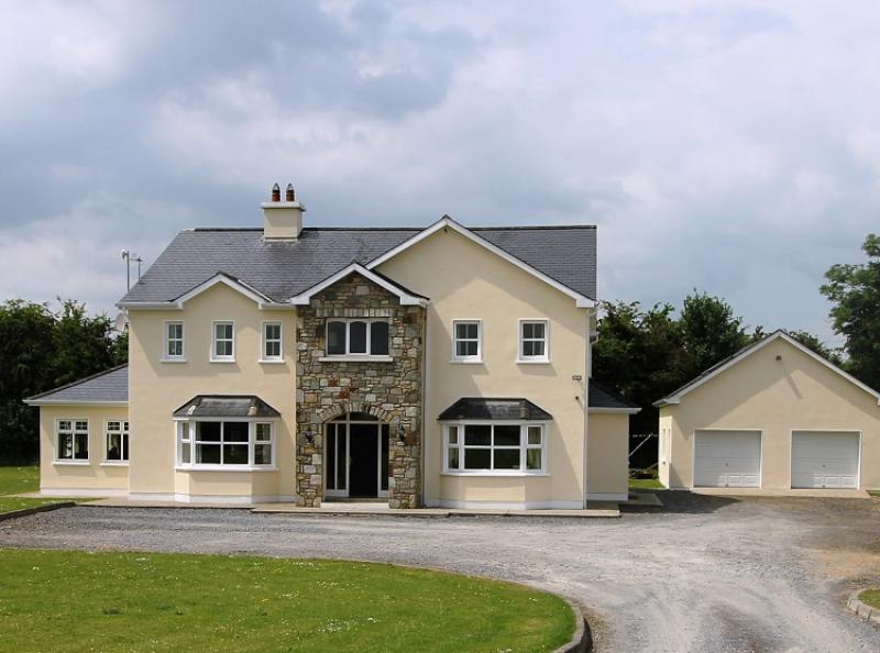 Luxury home in Moyne village, Co Tipperary
