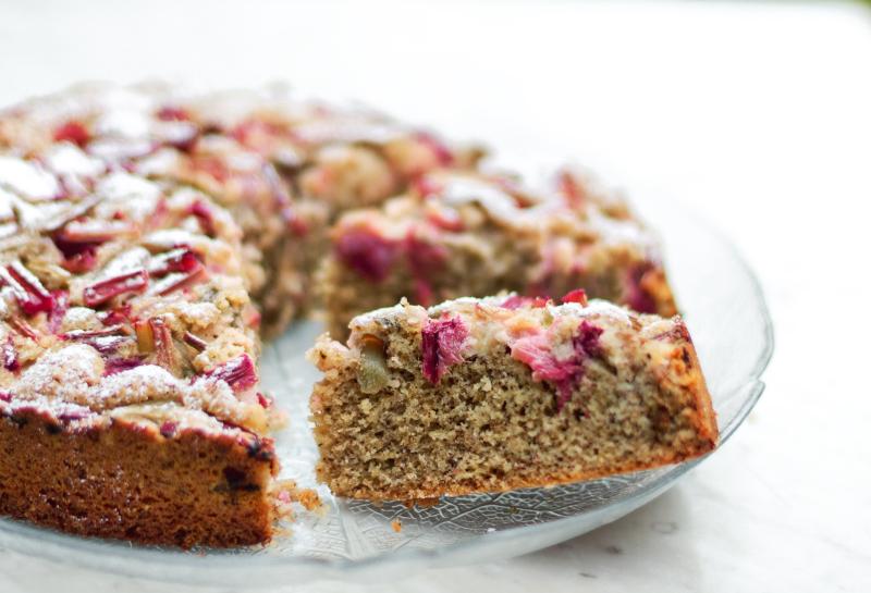 Gingergirl: Rustle up this delicious spiced rhubarb cake