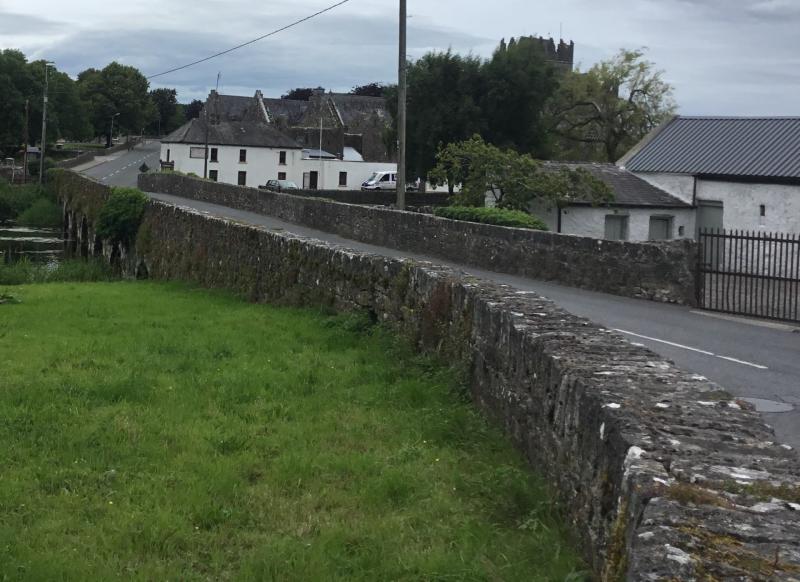 Death on the bridge of Holycross: the killing of Richard Lumley