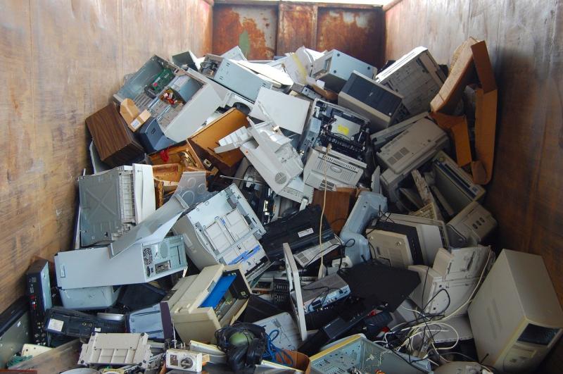 Tipperary people can recycle electronic waste free in Thurles centre