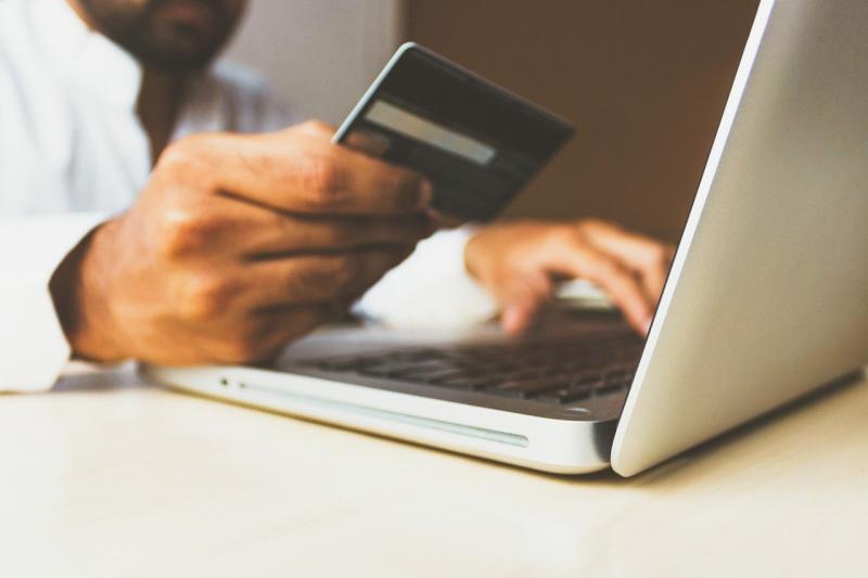 Gardaí and Europol reveal the 'golden rules' for online shopping this Christmas season 