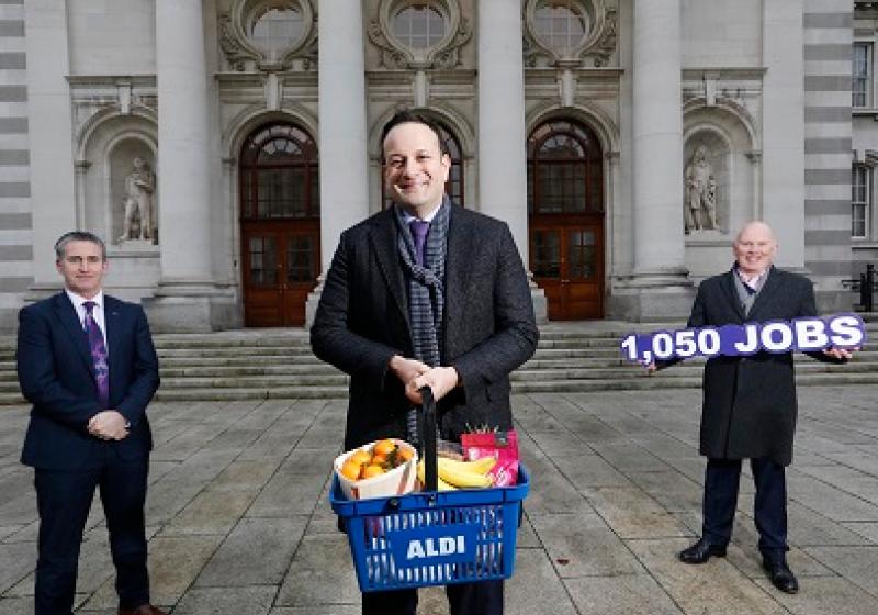 Damien English, Minister of State for Business, Employment and Retail, Leo Varadkar T.D., T&aacute;naiste and Minister for Enterprise, Trade and Employment, and Niall O&rsquo;Connor, Group Managing Director Aldi I