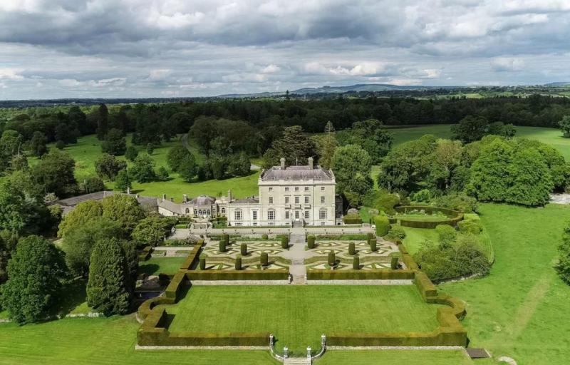 Wherefore art thou? Billionaire has Juliet balcony plans for mansion on the Nore
