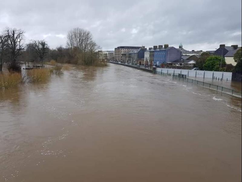 WARNING: Flooding in Clonmel - river levels up considerably - two bridges now impassable