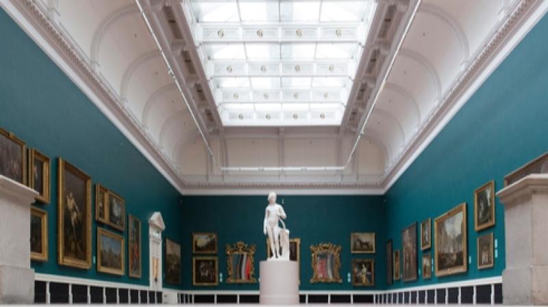 'Where does it stop?' - People outraged by the National Gallery's €124,000 unused scanner