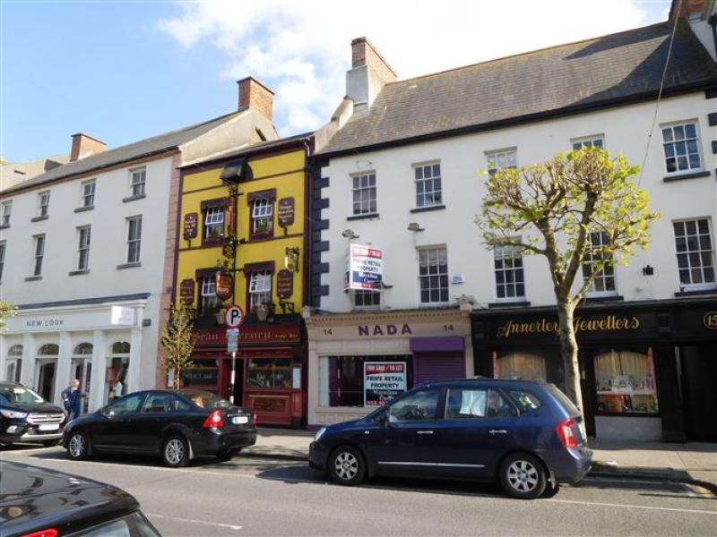 Centrally located prime retail pitch in Clonmel town centre, for sale/to let