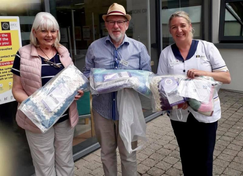Tipperary Town Knit & Natter group make a difference for cancer patients