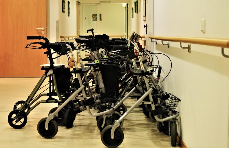 Minister to visit Roscrea nursing home today t outline future plans for the facility