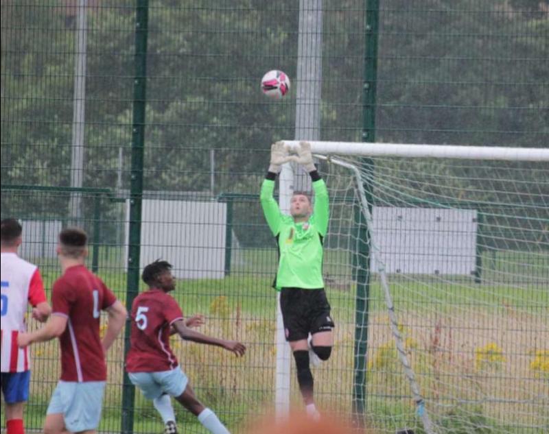 Promising young Tipperary soccer goalkeeper signs for League of Ireland Club