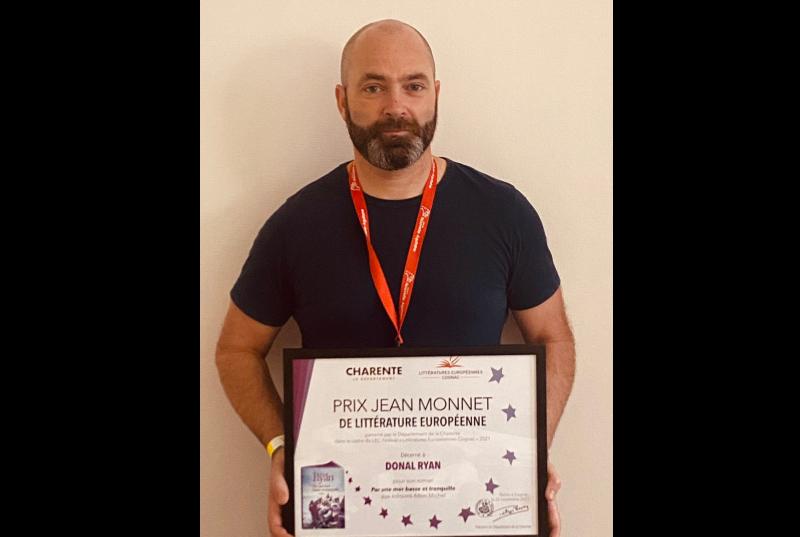 Nenagh's Donal Ryan presented with  prestigious award in France 