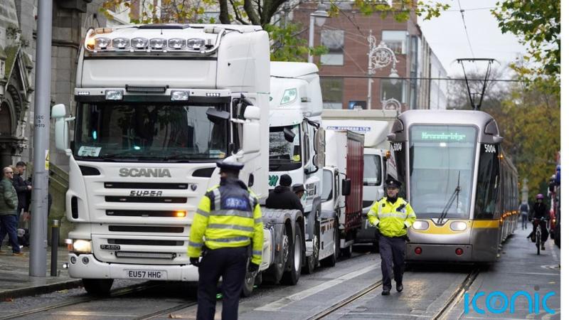 Truckers’ fuel protest blocking up Dublin city is ‘not the way to do business’