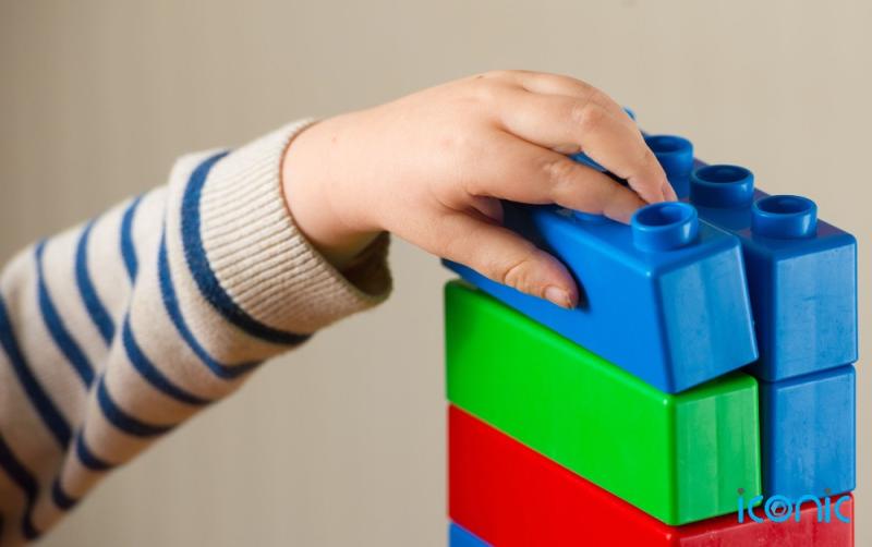 Study suggests children as young as 5 will stop peers from breaking rules