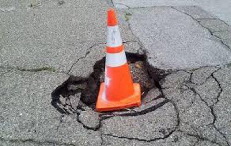 pothole