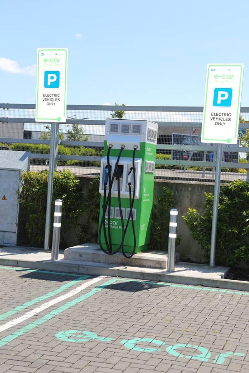 Councillor campaigns for EV charging point in Cahir for motorbiker tourists 