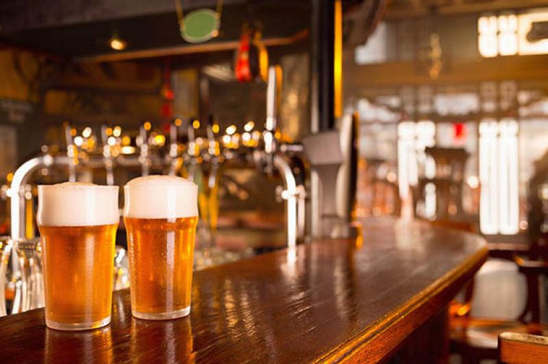 13 pubs found in breach of Covid-19 advice by gardaí last week 