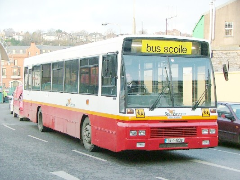 Bus Eireann school bus
