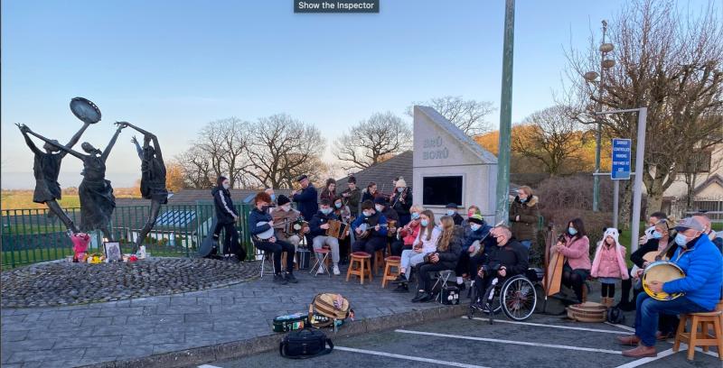 Brú Ború vigil for musician and schoolteacher Ashling Murphy 