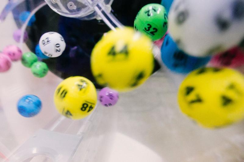 Check your tickets - one match 5 winner has yet to claim their prize