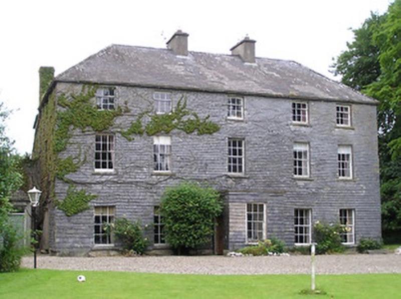 Tipperary’s Corabella House, Newcastle, and Pádraig Ó Cuinneáin’s Thurles, awarded €41,450 under Historic Structures Fund 2022