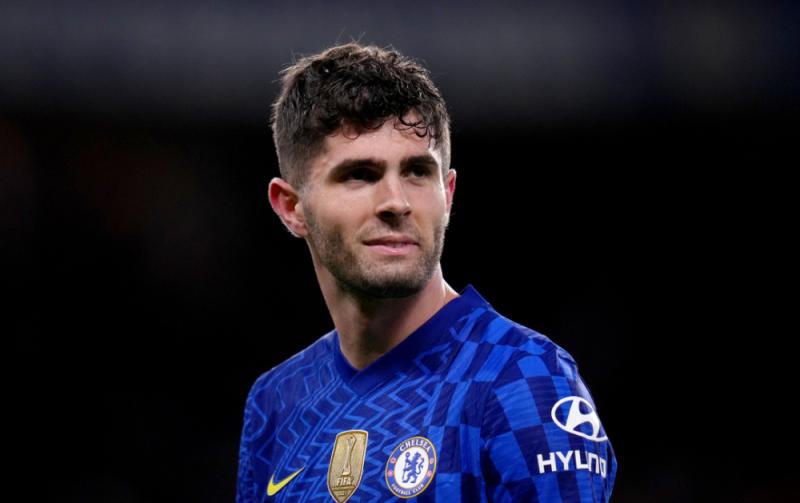 Manchester United considering loan move for Chelsea winger