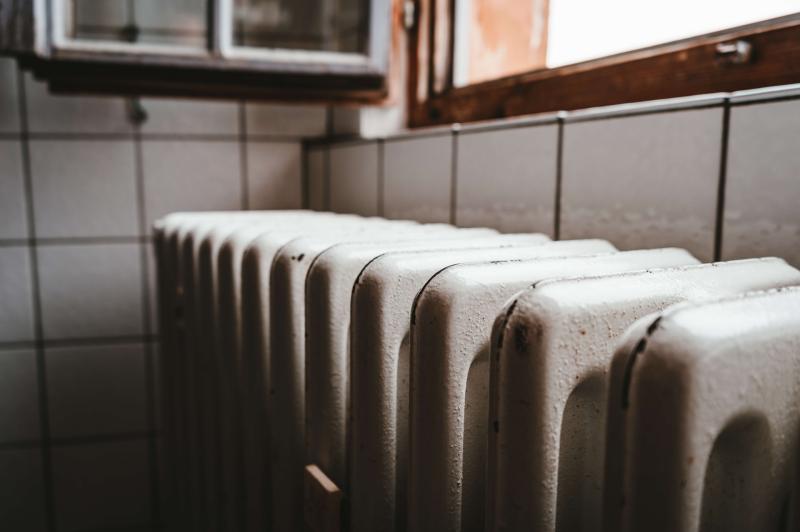 Cost of home heating oil falls from record highs but is nearly double last year's price